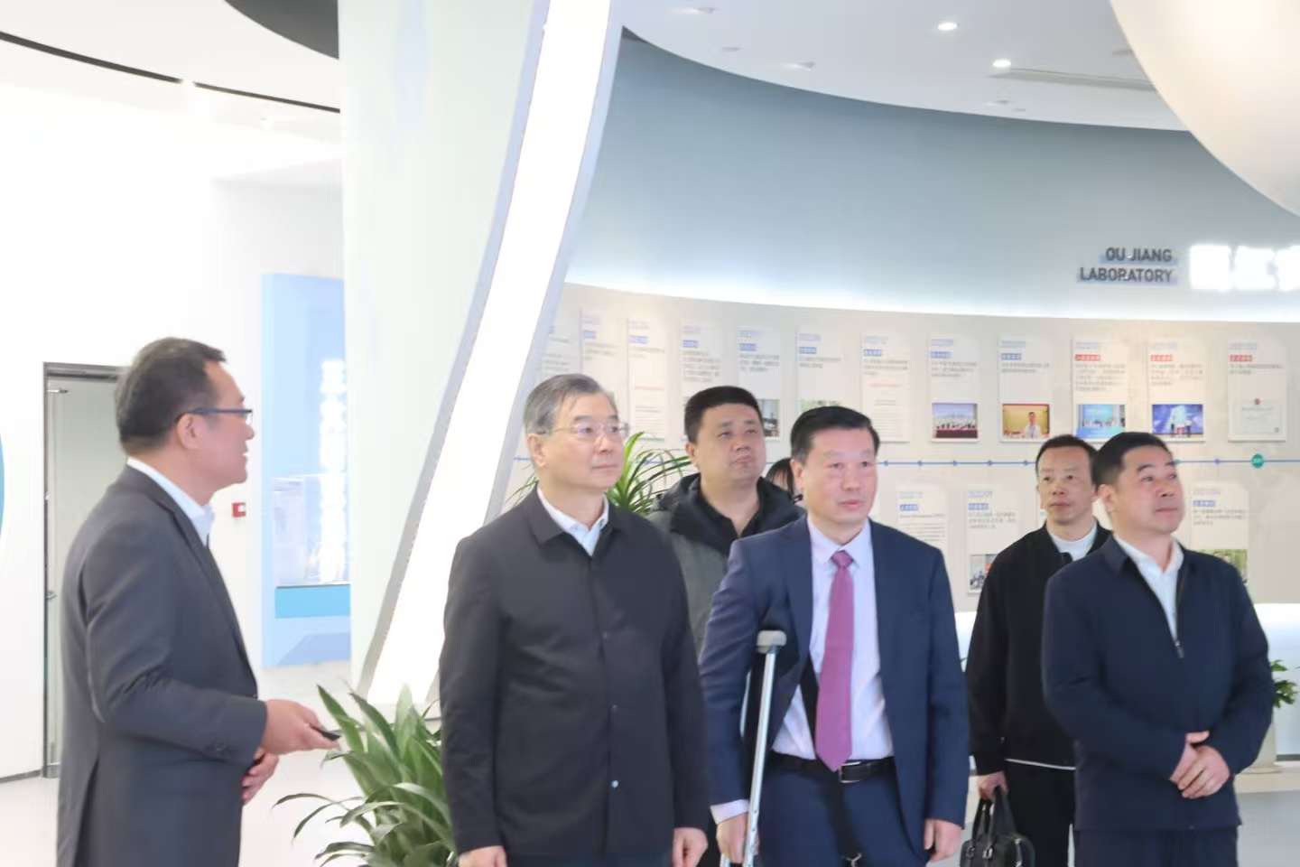 省政协第二张.jpg