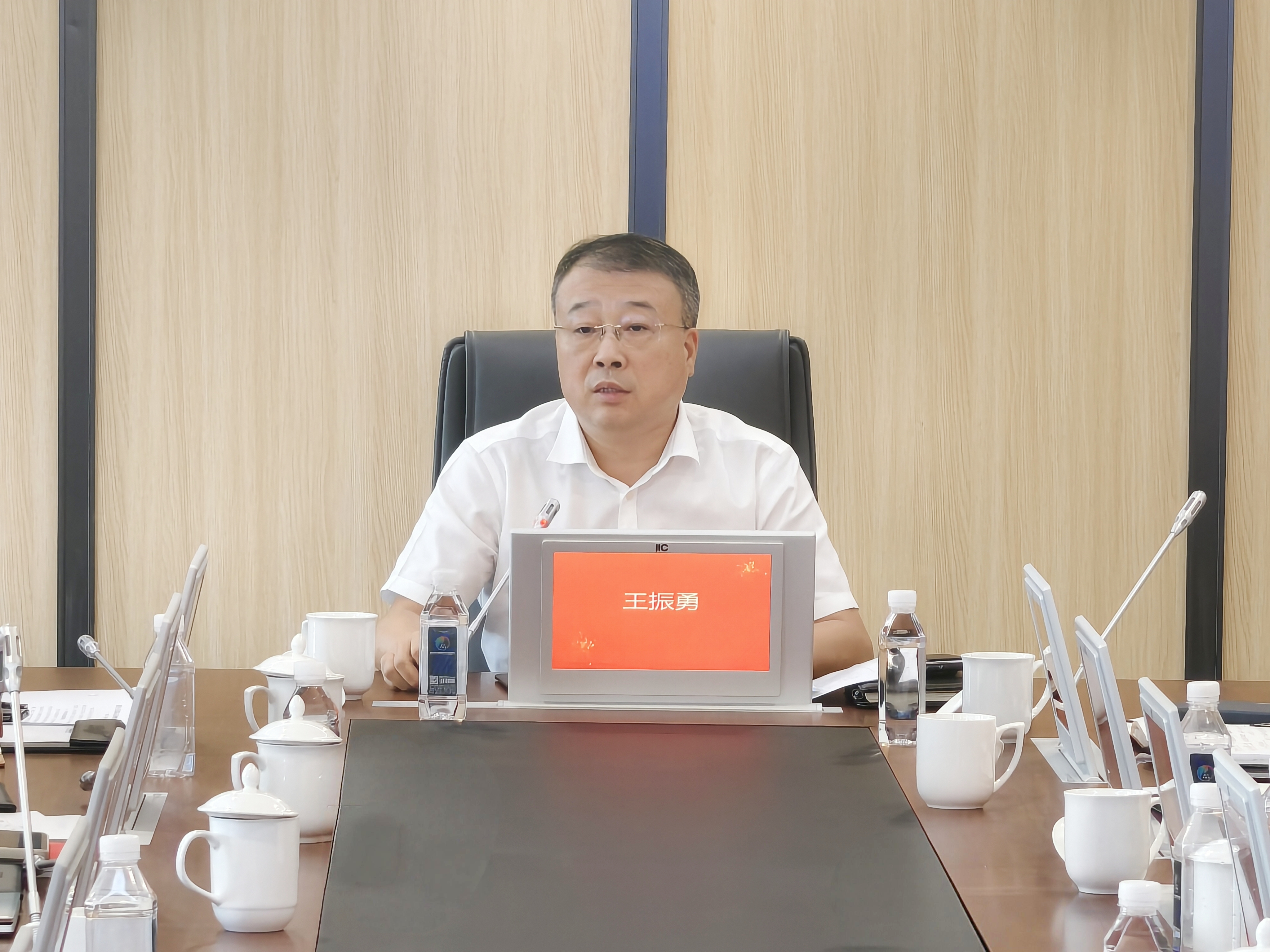 王市长0828正面_副本.jpg